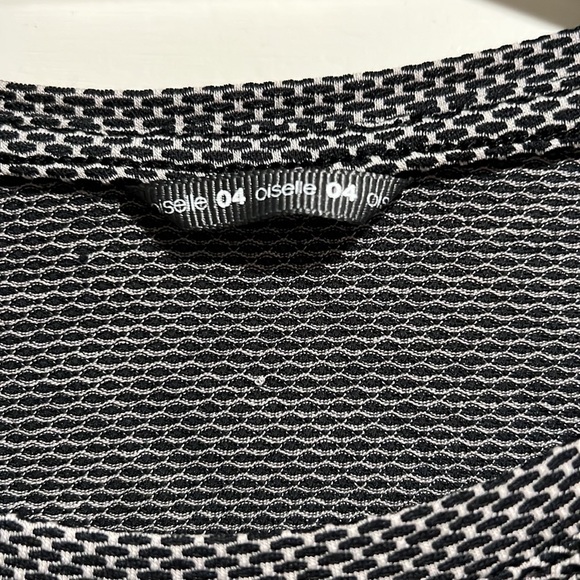 Oiselle Volee Team long sleeve shirt GUC - Picture 3 of 6